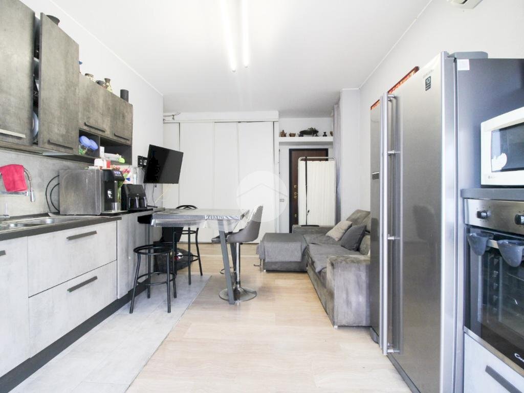 Three-room apartment Via Bruno Buozzi, Cormano - photo 3