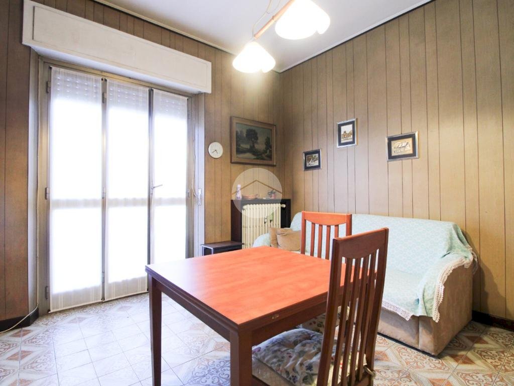 Two-room apartment Via L. Cadorna, Cormano - photo 3