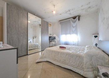 Semi-detached house via Val d'Enza, Sant'Ilario d'Enza - photo 6