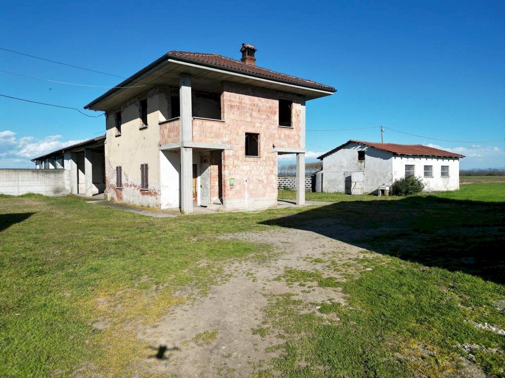 Independent house Regione Pedaggio Sottano, Centallo - photo 1