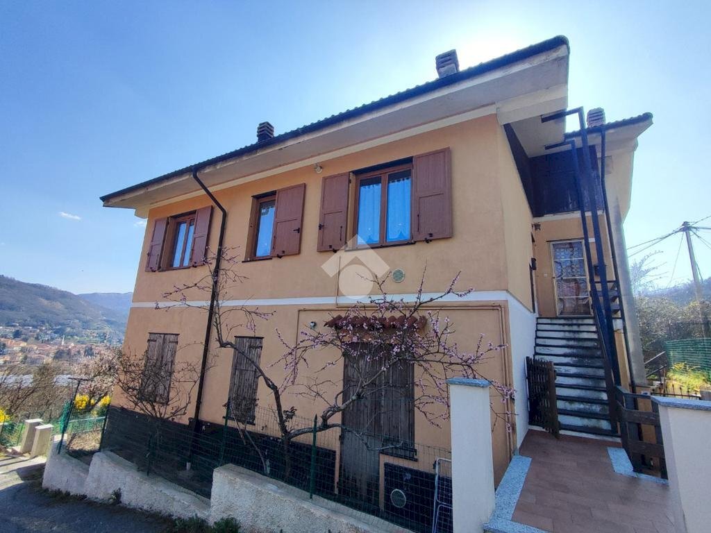 Three-room apartment Via Salvega, Casella - photo 1