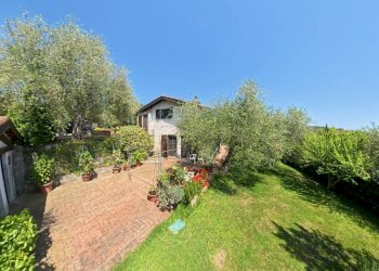 Foto 1 - Villa Regione Bauso, Garlenda - photo 1