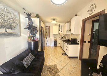 Foto 2 - Three-room apartment Via Don Carlo Gnocchi, Malnate - photo 2