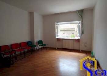 Foto 1 - Ufficio via vittorio emanuele, Santa Maria Capua Vetere - foto 1