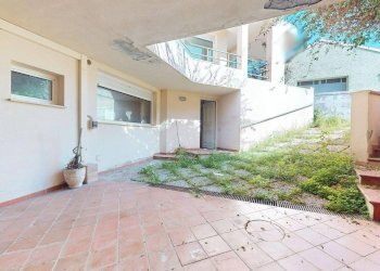 Foto 10 - Locale Commerciale Via Amsicora, Monserrato - foto 10