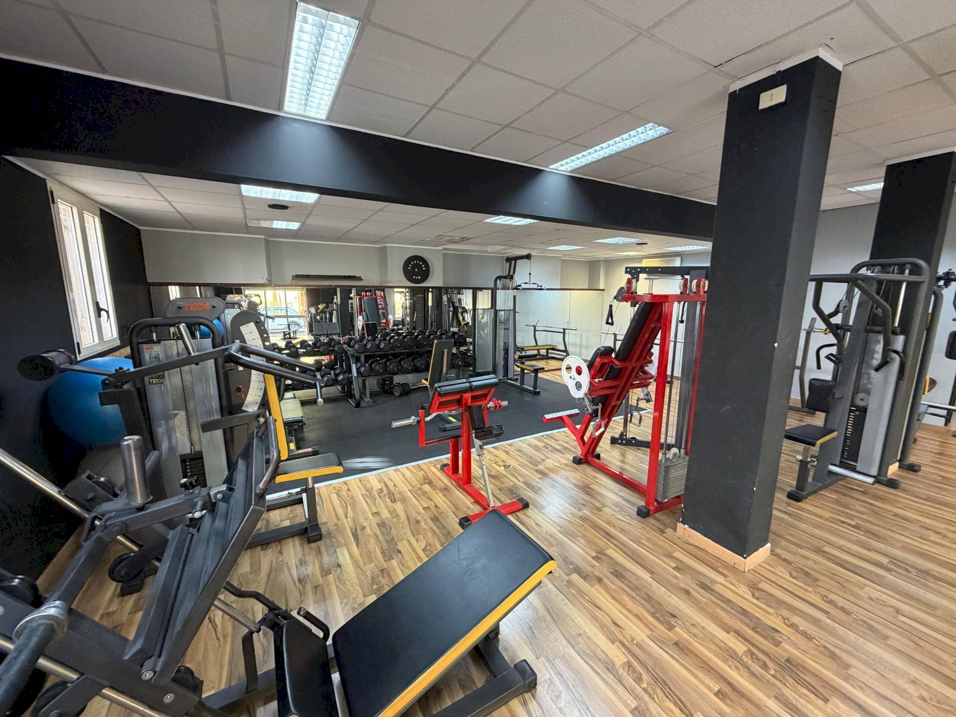 Foto 2 - Commercial Activity Via San Francesco, Quartu Sant'Elena - photo 2