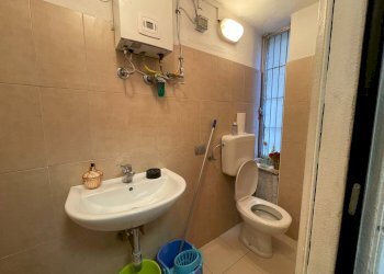 Foto 7 - Commercial Activity Via Santa Caterina
 
27, Legnano - photo 7