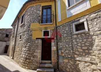 Foto 2 - Semi-detached house Via Mattaleoni
 
28, Vitulano - photo 2