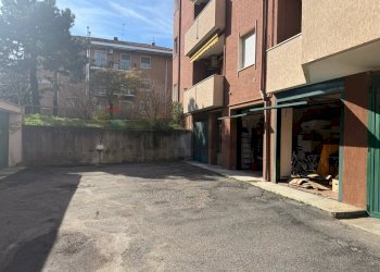 Edificio all\'aperto - Box via Santo Stefano
 
10, Rho - foto 2