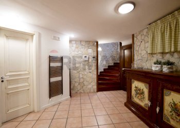 Hall / corridoio - Villa Strada Detta Della Marina
 
86, Bari - foto 12