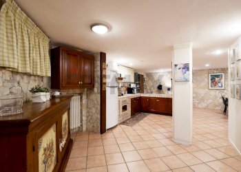Cucina - Villa Strada Detta Della Marina
 
86, Bari - foto 13
