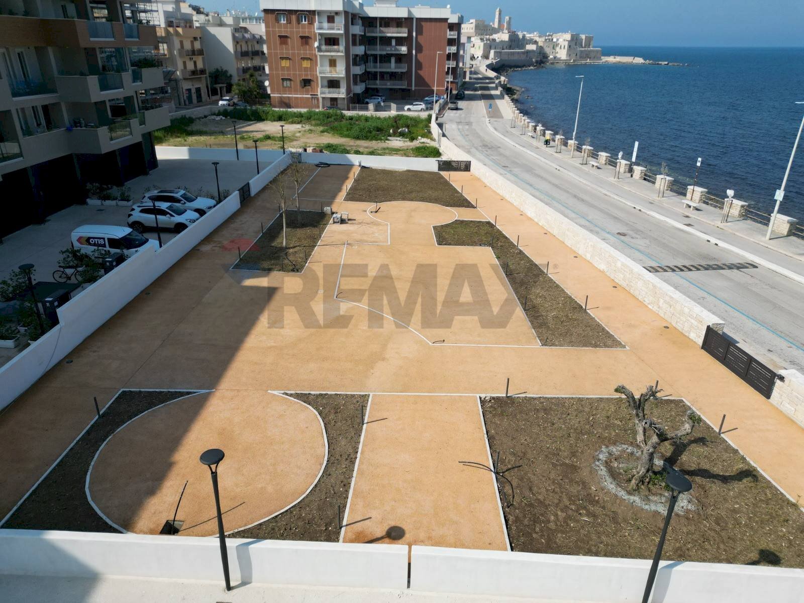 Vista dell\'acqua - Terreno agricolo Lungomare Esercito Italiano, Giovinazzo - foto 2