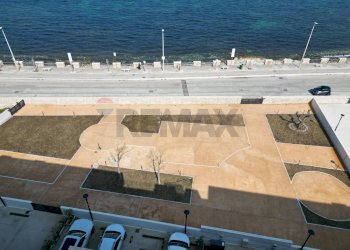 Vista dell\'acqua - Terreno agricolo Lungomare Esercito Italiano, Giovinazzo - foto 4