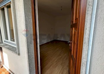 Balcone - Three-room apartment VIA CASTAGNA
 
13, Viggiù - photo 2