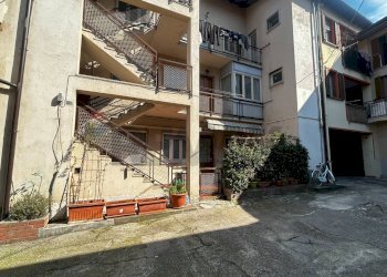 Edificio all\'aperto - Three-room apartment VIA CASTAGNA
 
13, Viggiù - photo 19