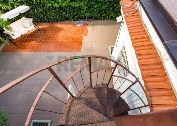 Scale - Villa Via Igea
 
26, Palermo - foto 12