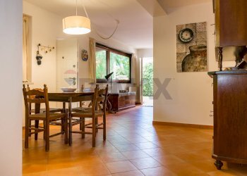 Sala da pranzo - Villa Via Igea
 
26, Palermo - foto 14