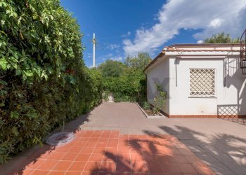 Casa all\'aperto - Villa Via Igea
 
26, Palermo - foto 35