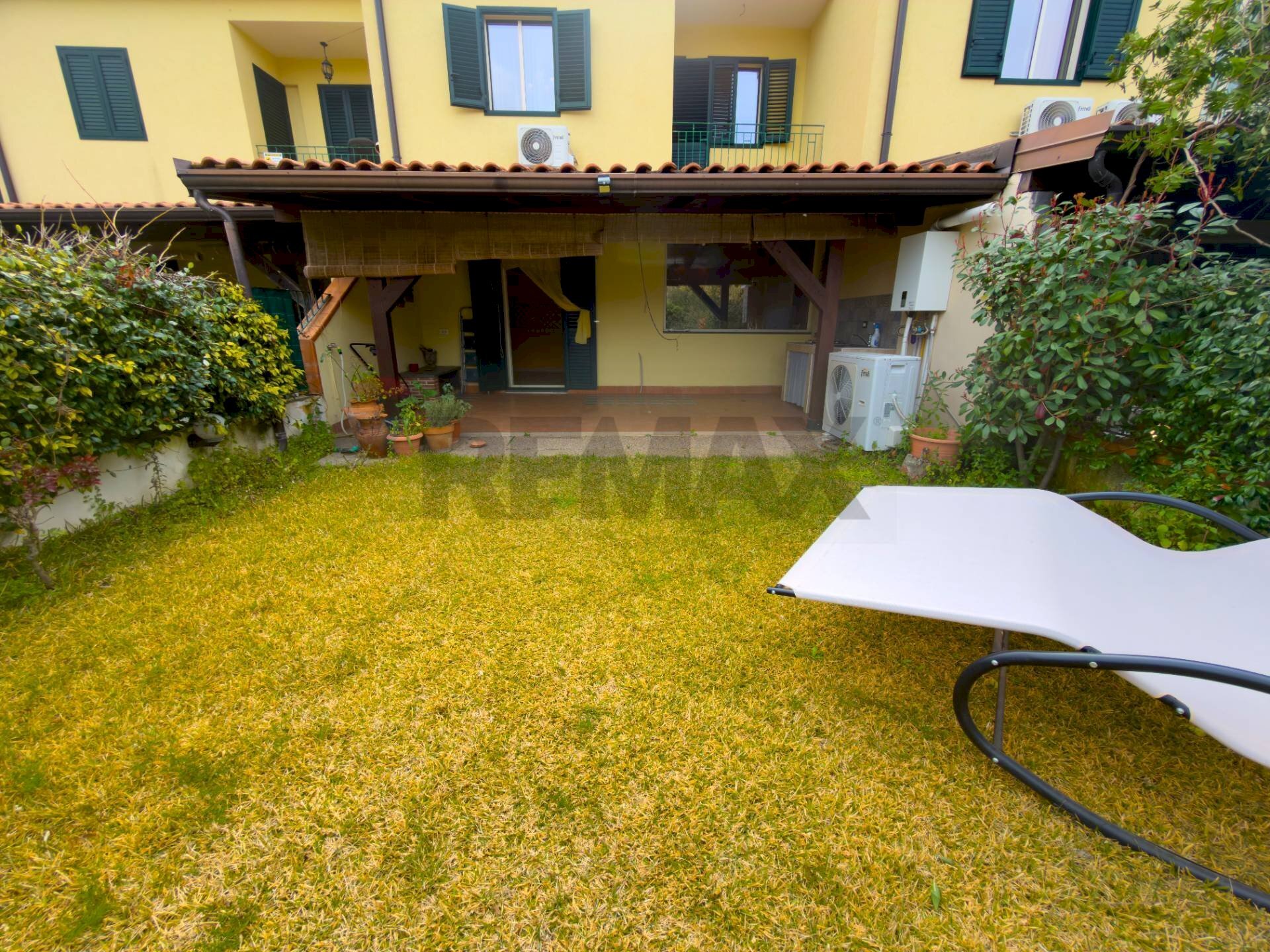 Casa all\'aperto - Villa a Schiera Via San José Maria Escrivá
 
1, Tremestieri Etneo - foto 1
