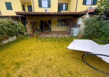 Casa all\'aperto - Villa a Schiera Via San José Maria Escrivá
 
1, Tremestieri Etneo - foto 1