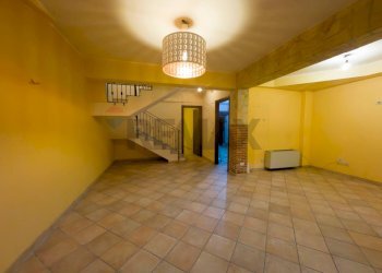 Stanza vuota - Villa a Schiera Via San José Maria Escrivá
 
1, Tremestieri Etneo - foto 20