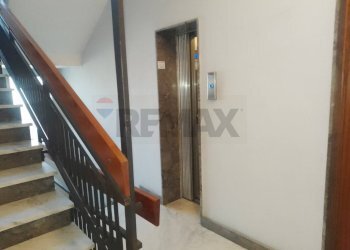 Scale - Apartment Viale Principe Amedeo
 
35, Acireale - photo 18