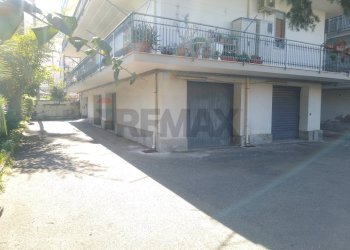 Edificio all\'aperto - Apartment Viale Principe Amedeo
 
35, Acireale - photo 20