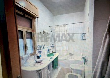 Bagno - Quadrilocale via antonio sciuto
 
35a, Misterbianco - foto 11