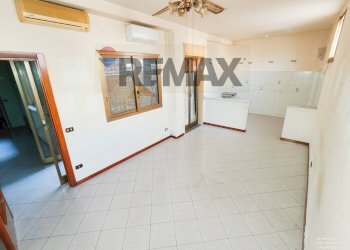 Stanza vuota - Quadrilocale via antonio sciuto
 
35a, Misterbianco - foto 43