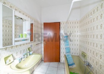 Bagno - Quadrilocale Via Simeto
 
21/23, Misterbianco - foto 14