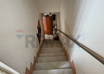 Scale - Casa semi indipendente Via Vittorio Emanuele II
 
21, Rometta - foto 6