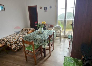 Sala da pranzo - Casa semi indipendente Via Vittorio Emanuele II
 
21, Rometta - foto 10