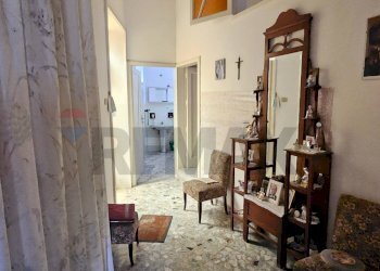 Hall / corridoio - Casa semi indipendente Via Vittorio Emanuele II
 
21, Rometta - foto 16