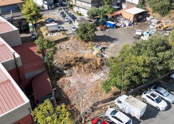 Edificio all\'aperto - Terreno edificabile Via Donatello
 
snc, Aci Sant'Antonio - foto 7