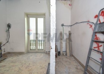 Stanza vuota - Locale Commerciale Via Eugenio Curiel
1, Adrano - foto 21