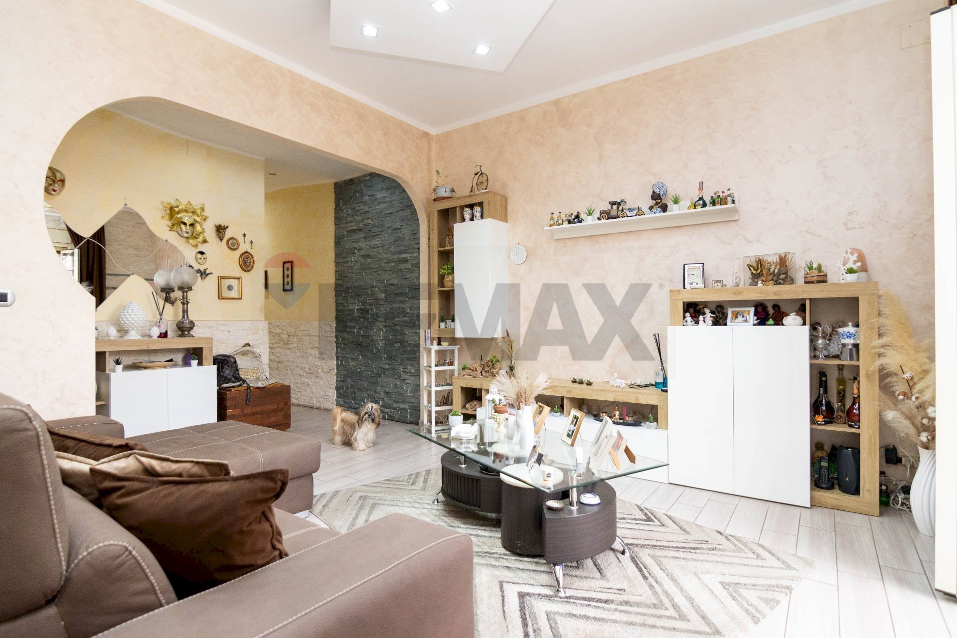 Soggiorno - Trilocale Via Jacopo Lo Verde
 
26, Catania - foto 2