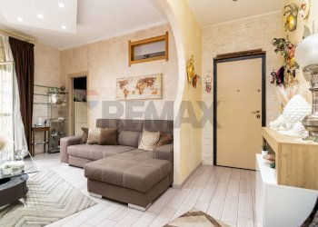 Soggiorno - Trilocale Via Jacopo Lo Verde
 
26, Catania - foto 1