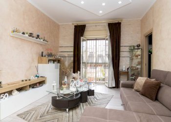 Soggiorno - Trilocale Via Jacopo Lo Verde
 
26, Catania - foto 4