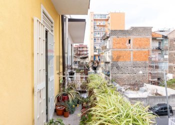 Balcone - Trilocale Via Jacopo Lo Verde
 
26, Catania - foto 29