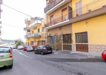 Edificio all\'aperto - Trilocale Via Jacopo Lo Verde
 
26, Catania - foto 37