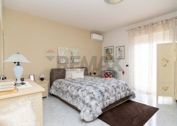 Camera / camera da letto - Villa via francia
 
18, Belpasso - foto 13