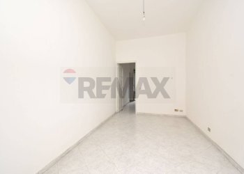 Stanza vuota - Office VIA VITTORIO EMANUELE III
 
112, Santa Venerina - photo 1