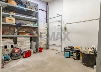 Dispensa di stoccaggio - Laboratorio Modugno - foto 12