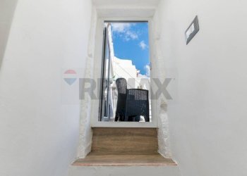 Scale - Independent house Via Giuseppe Giusti
 
12, Ostuni - photo 5