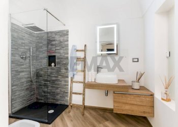 Bagno - Independent house Via Giuseppe Giusti
 
12, Ostuni - photo 32