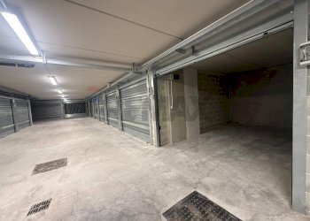 Parcheggio - Two-room apartment Via Zanardelli
 
53, Bari - photo 13