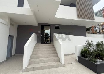 Scale - Two-room apartment Via Zanardelli
 
53, Bari - photo 16