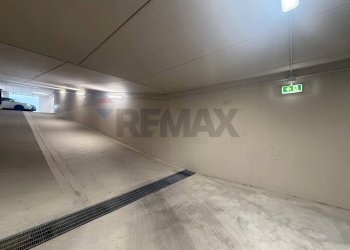 Parcheggio - Two-room apartment Via Zanardelli
 
53, Bari - photo 17