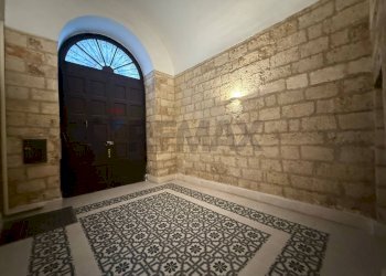 Hall / corridoio - Three-room apartment Via Abate Gimma
 
157, Bari - photo 9