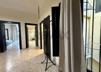 Hall / corridoio - Three-room apartment Via Abate Gimma
 
157, Bari - photo 16